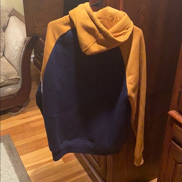 Nike swoosh hoodie - Picture 2 of 3